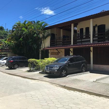 Apartamento Estilo Chale Com Piscina Ubatuba Eksteriør billede
